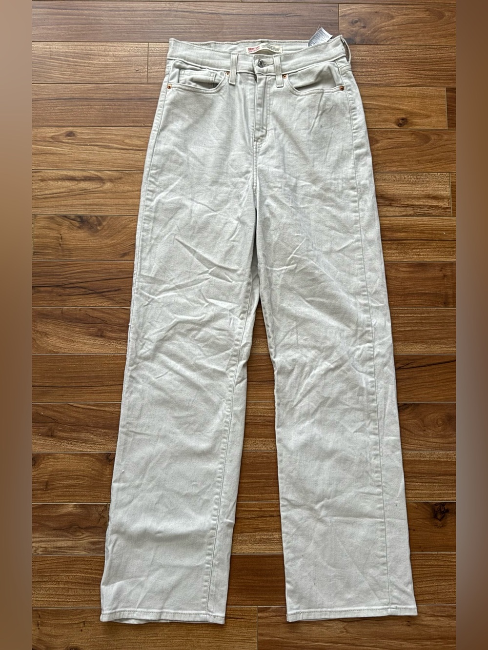 Signature by Levi Strauss High Rise Loose Straight Leg Jeans Dove Grey W27